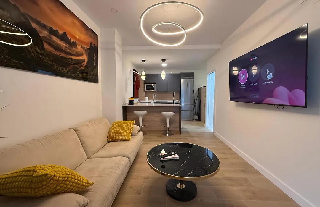 Gavia- Suite Luxury - Go Easy Down Town-1