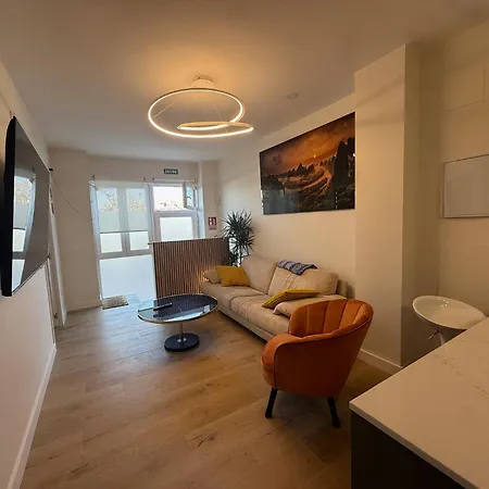 Gavia- Suite Luxury - Go Easy Down Town-2
